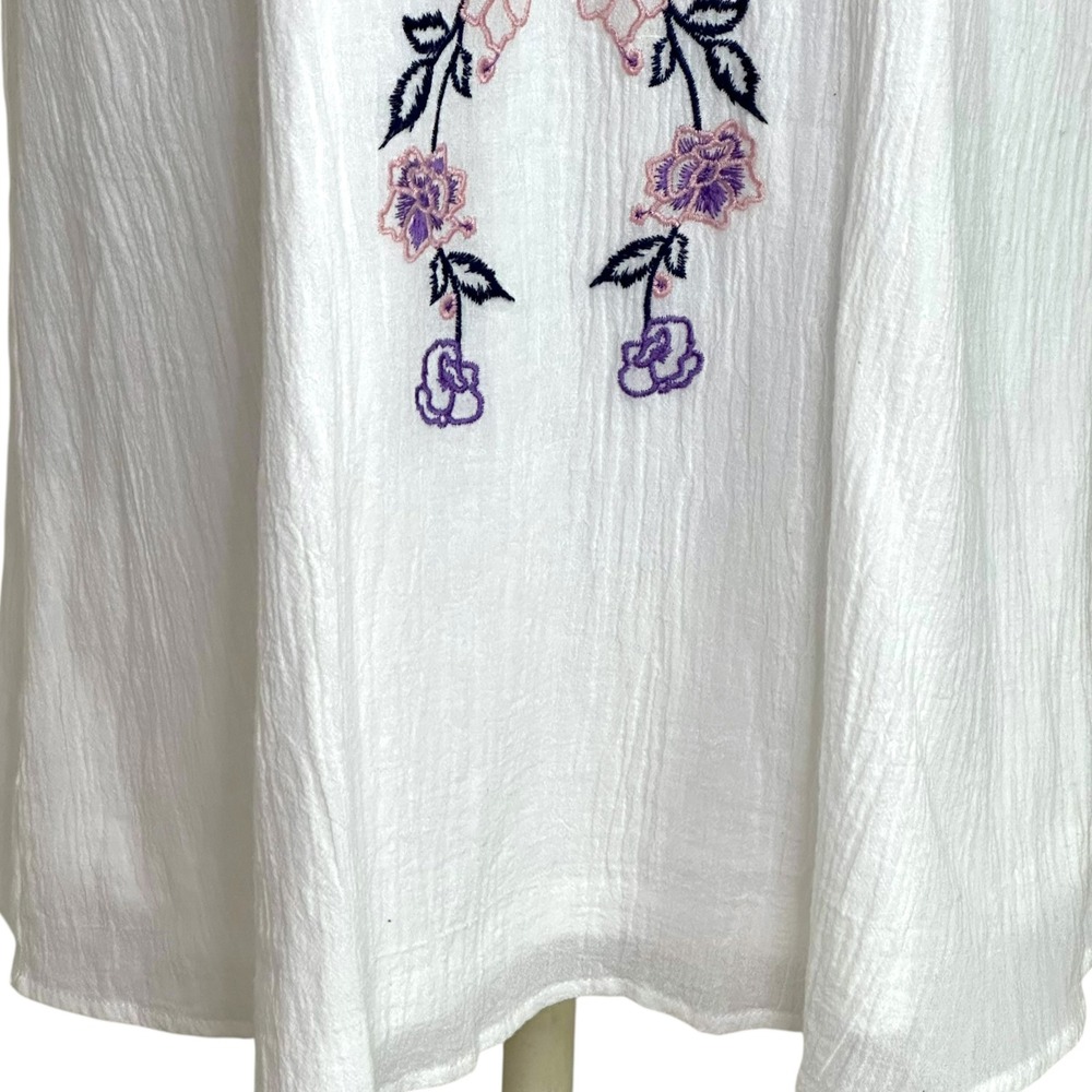 Blue Rain Francesca's White Floral‎ Embroidered Halter Dress Boho Size M - Picture 5 of 13
